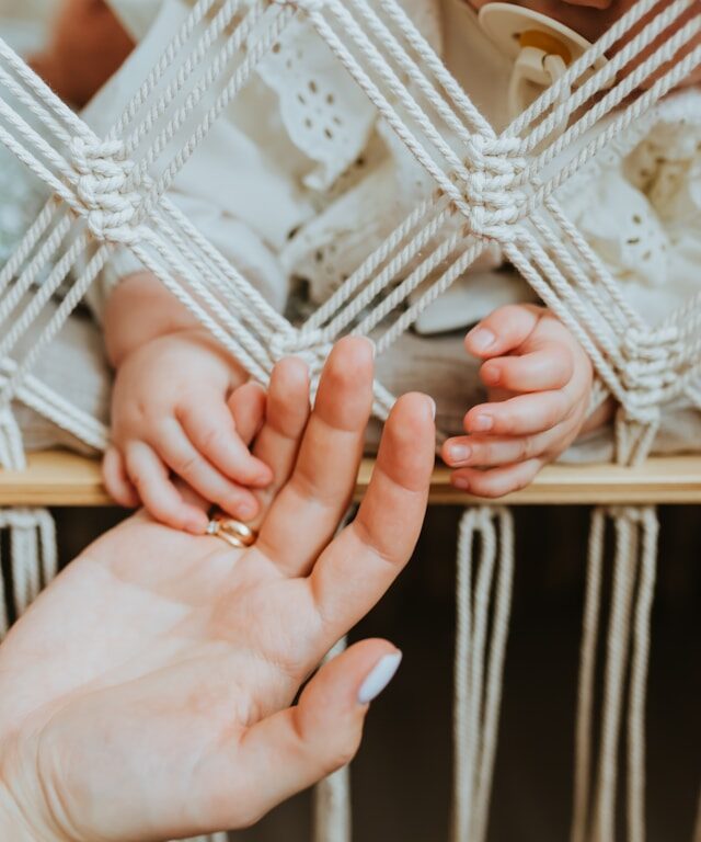 Alles over de eerste babyhapjes